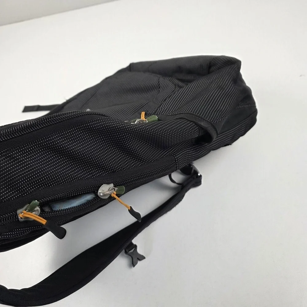 Thule Backpack Black 18 Inch Laptop Bag Travel Daypack Men Nylon Polka Dot